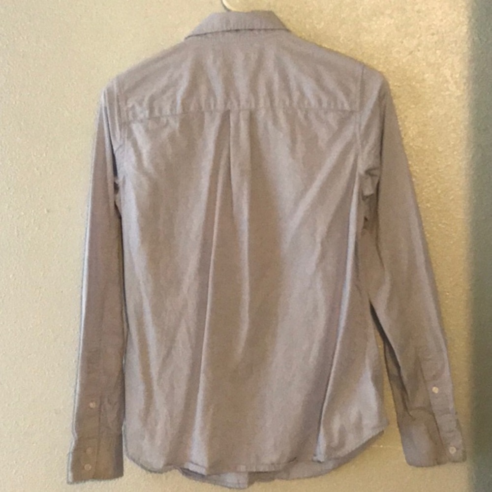 Button down - Picture 3 of 3